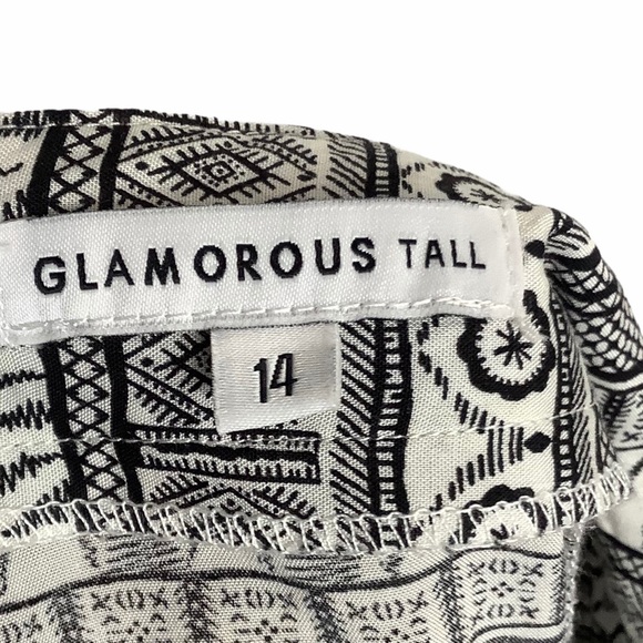 Glamorous Shorts Women Sz 14 Tall Black Cream Aztec Print High Rise Embroidered - Picture 4 of 4